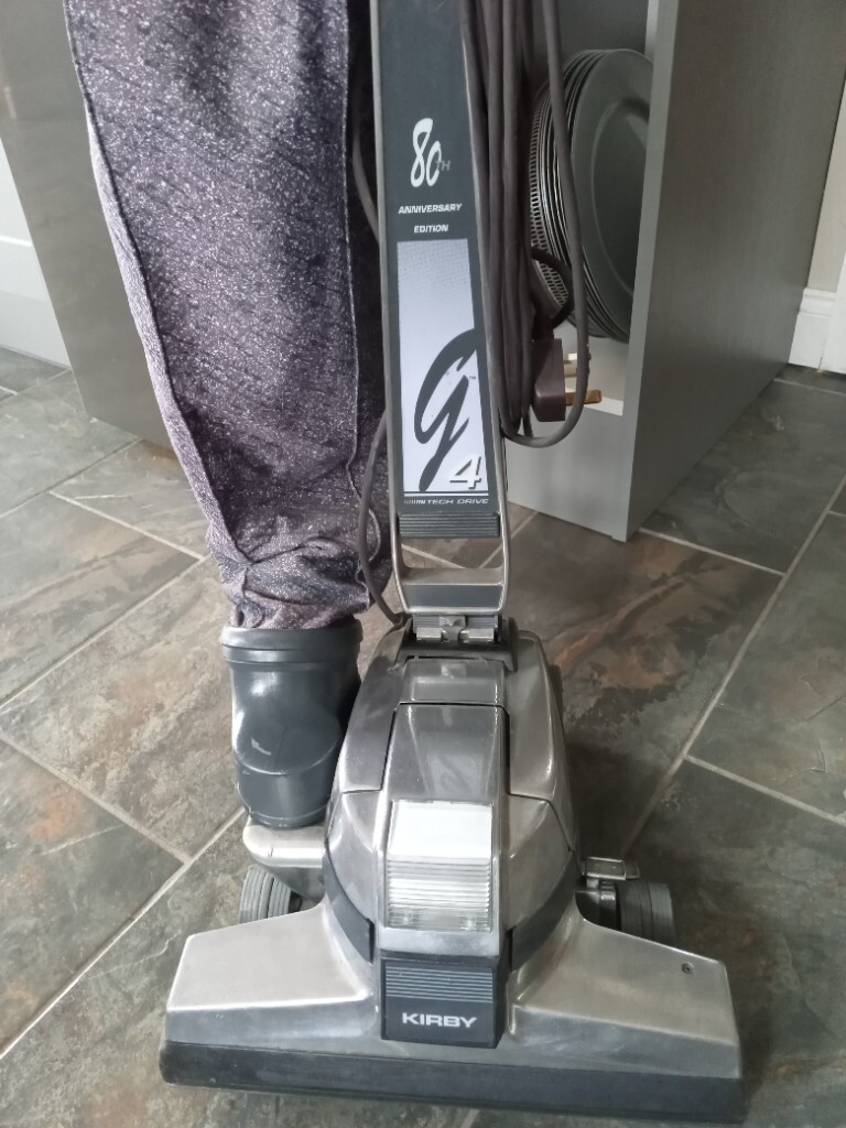 KIRBY G4 VACUME WITH SHAMPOO TOOLS | in 